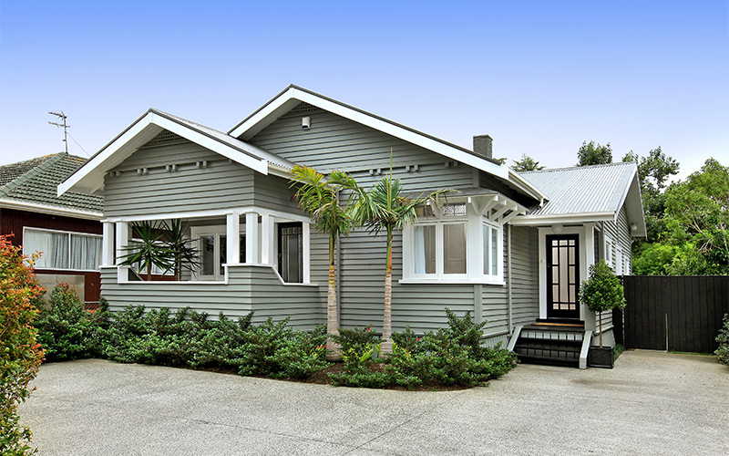 New Zealand bungalow house