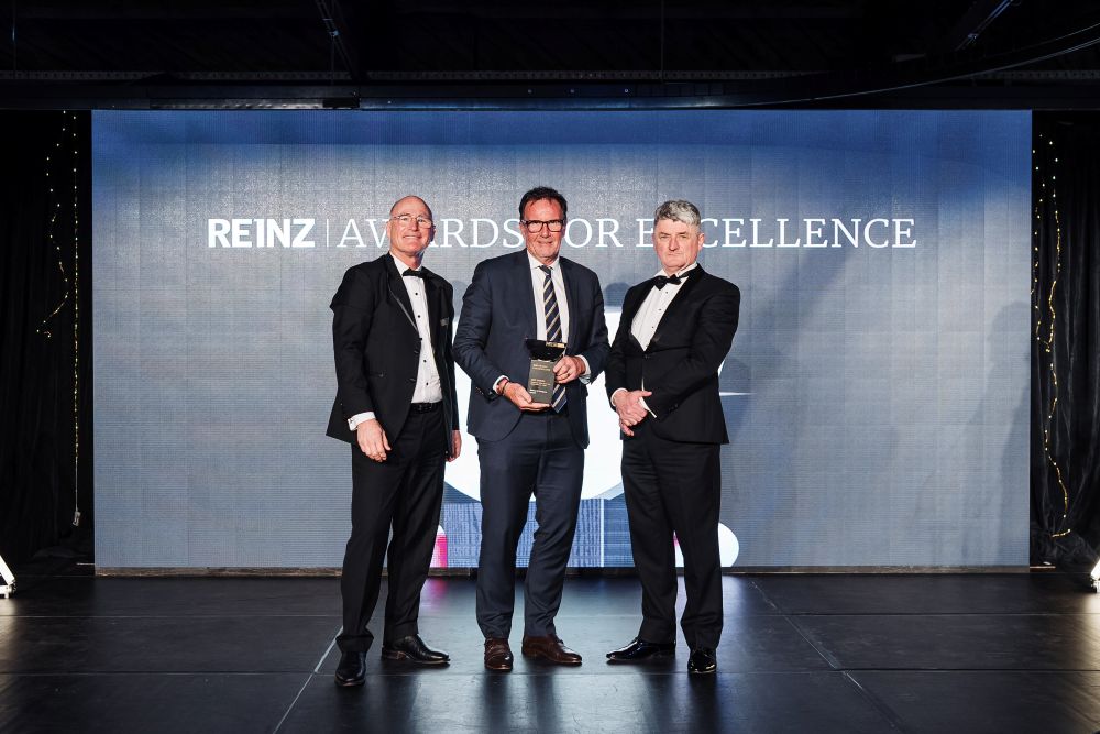 Barfoot & Thompson celebrates at the 2025 REINZ Awards for Excellence